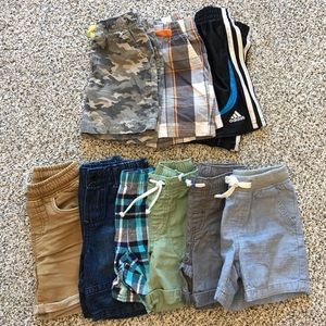 Boys 2t shorts lot.